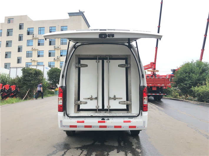 福田G9面包冷藏车（国六）